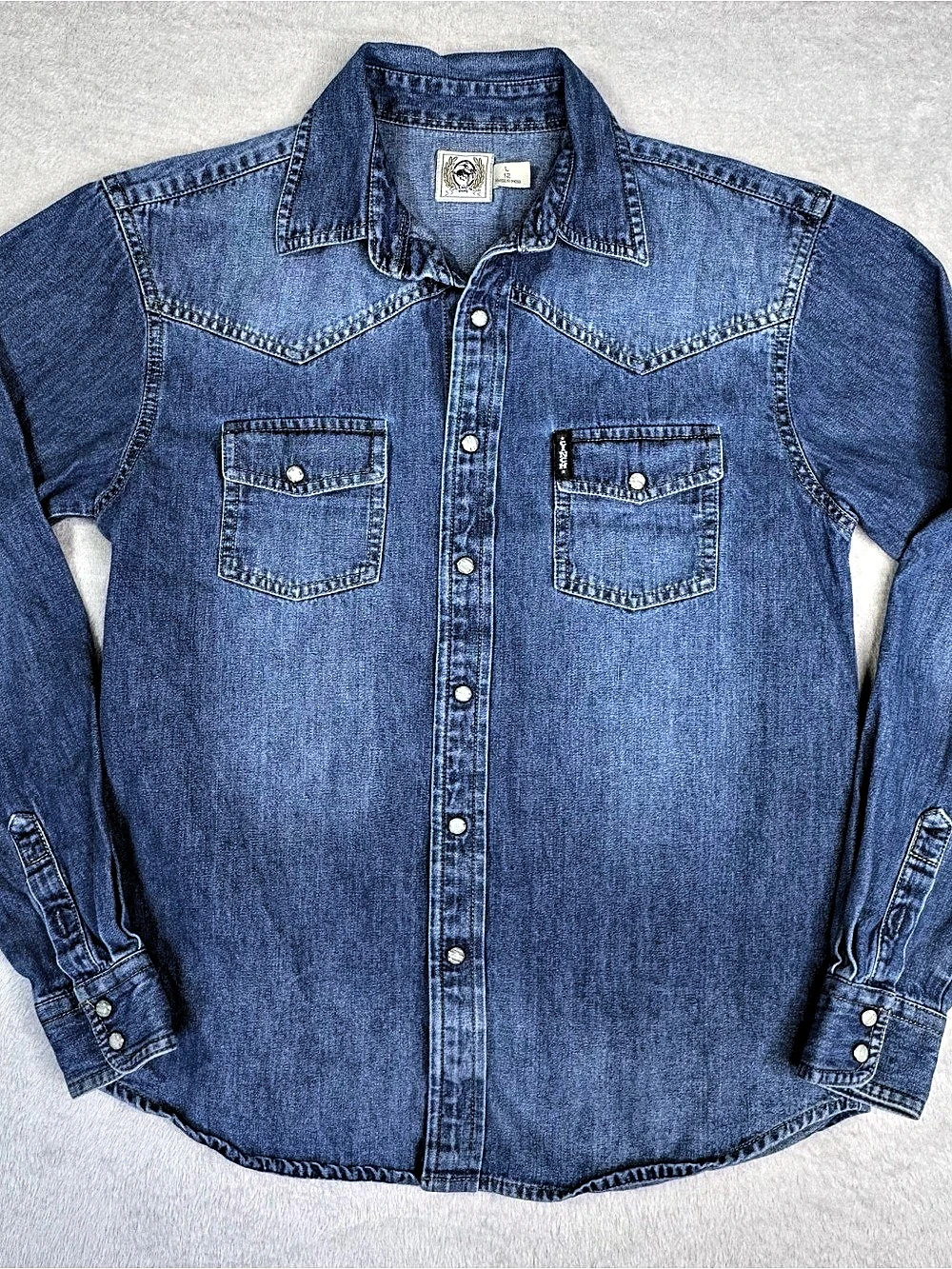 Cinch Size 12 Girls Large Denim Western Snap Shirt Look at Measurements